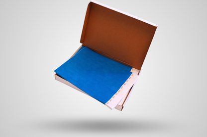 O fotografie cu cutie de brățări din hârtie, 1000 de bucăți - Material simplu de la JM Band®. Cumpărați brățări din hârtie albastru închis aici.